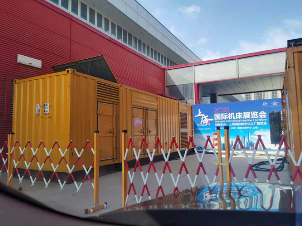 海陵发电车出租-发电机无电压或电压太低怎么办？