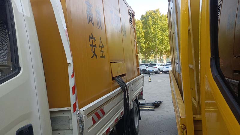 海陵如何判断柴油发电机组和UPS电源的切换时间是否符合要求？